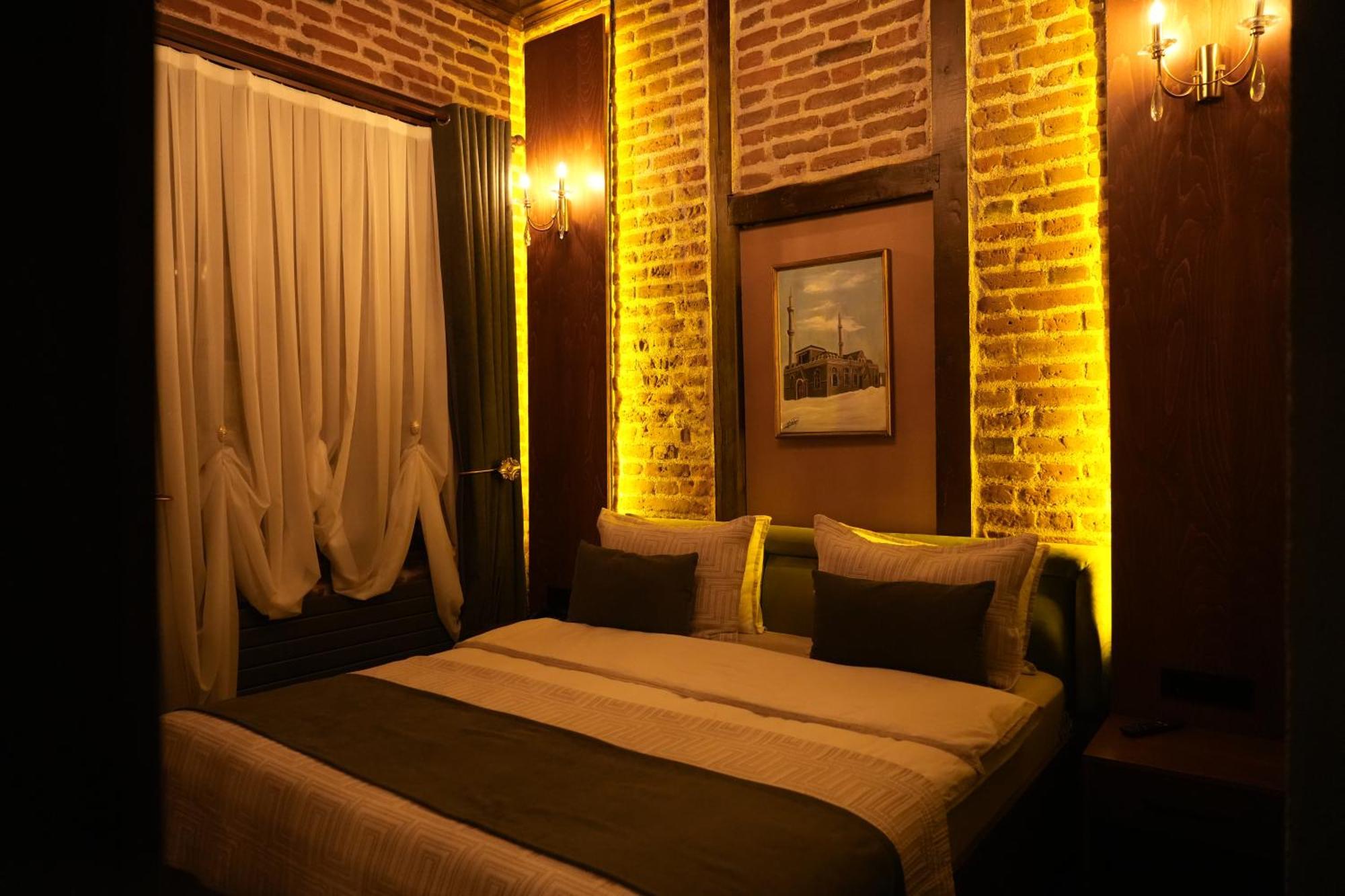 Mihman Konak Hotel Kars Buitenkant foto