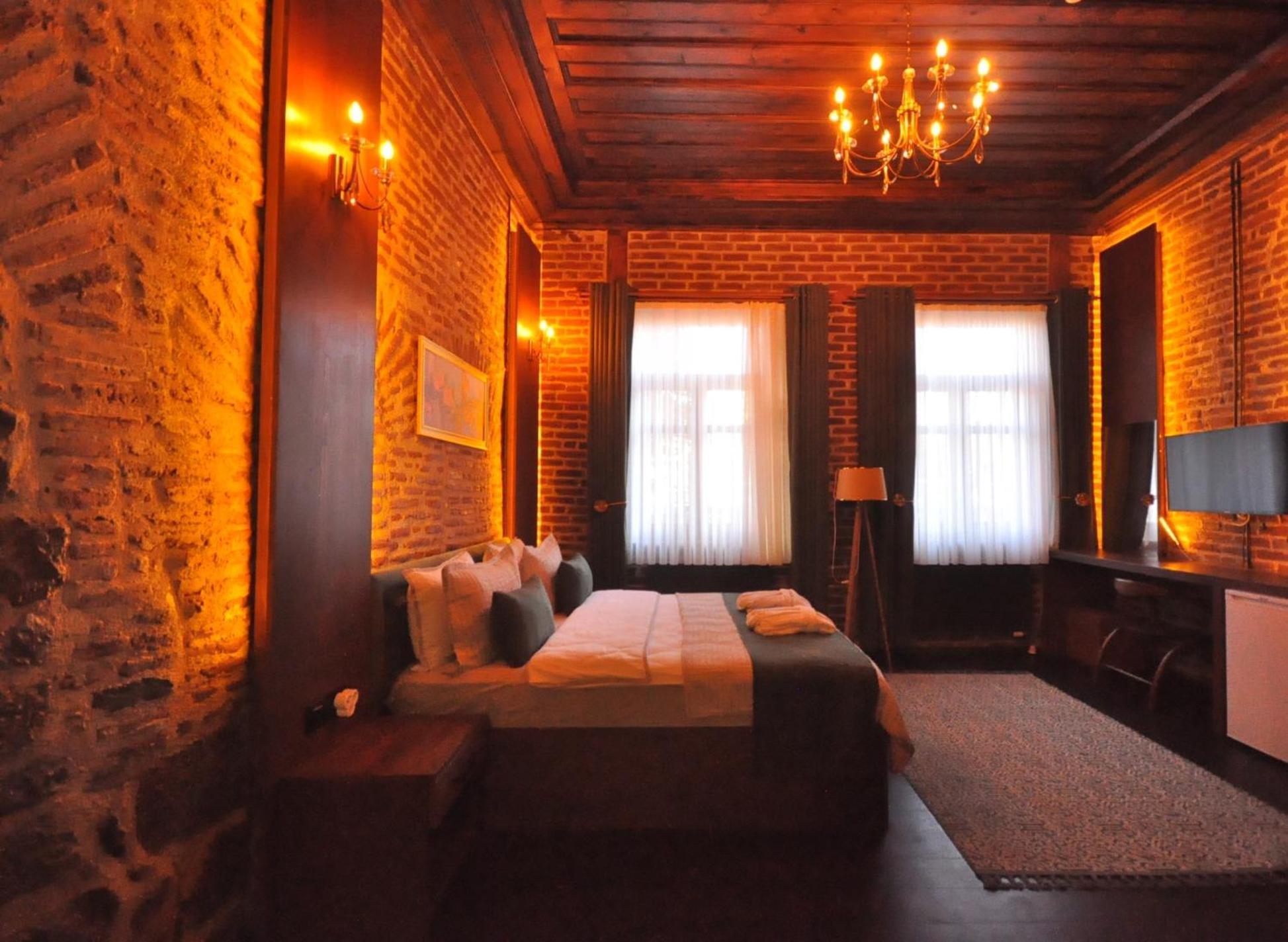 Mihman Konak Hotel Kars Buitenkant foto