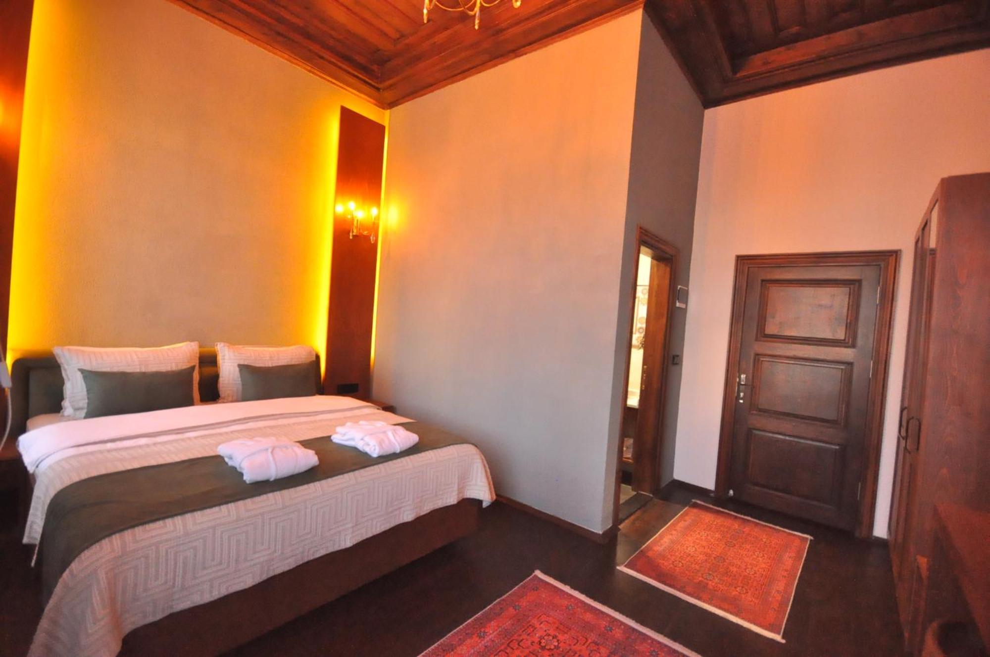 Mihman Konak Hotel Kars Buitenkant foto