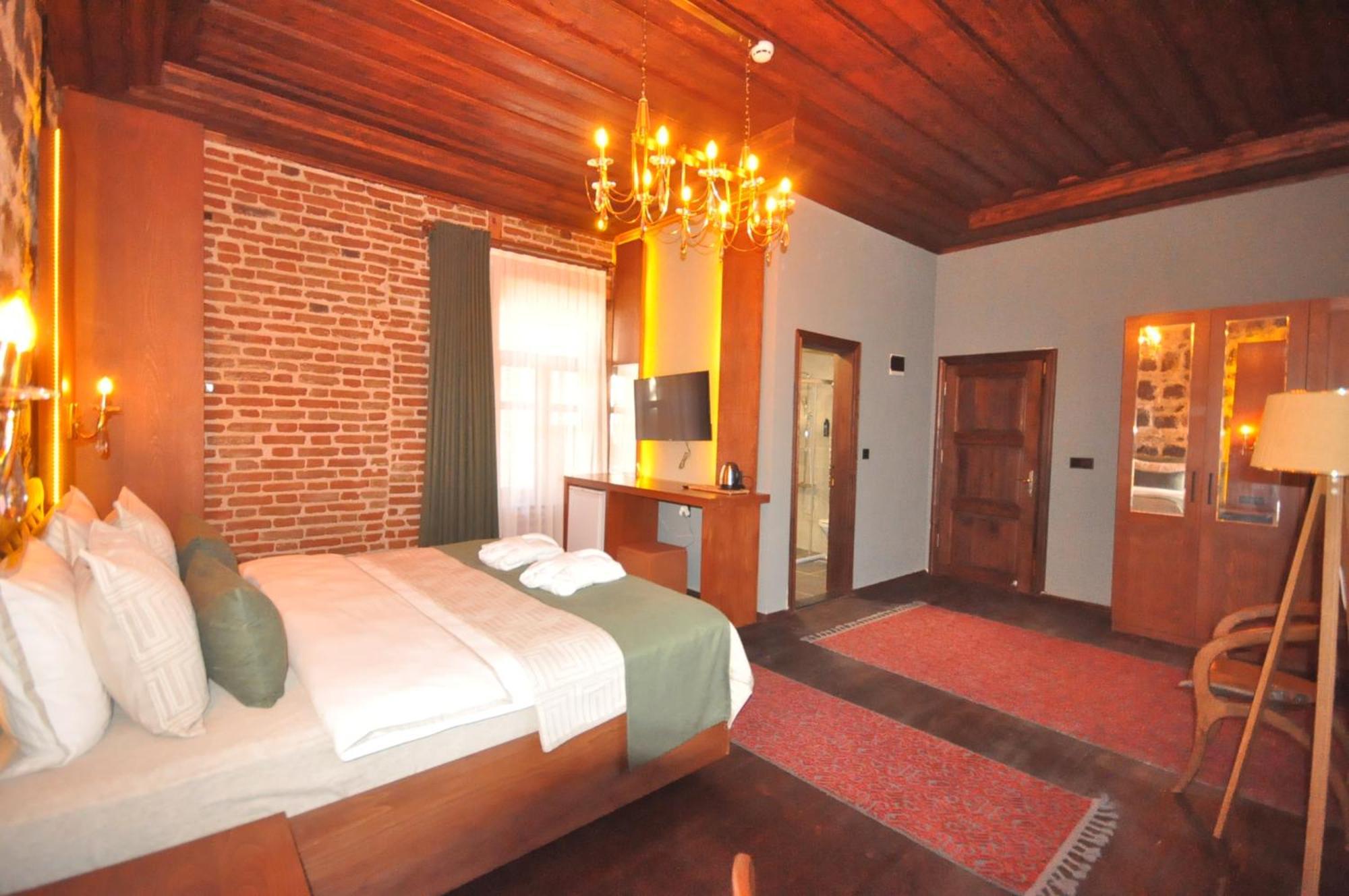 Mihman Konak Hotel Kars Buitenkant foto